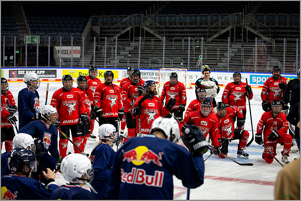 PENNY DEL; Koelner Haie- Red BUll Muenchen Sponsorenspiel; Koeln, 08.11.2022